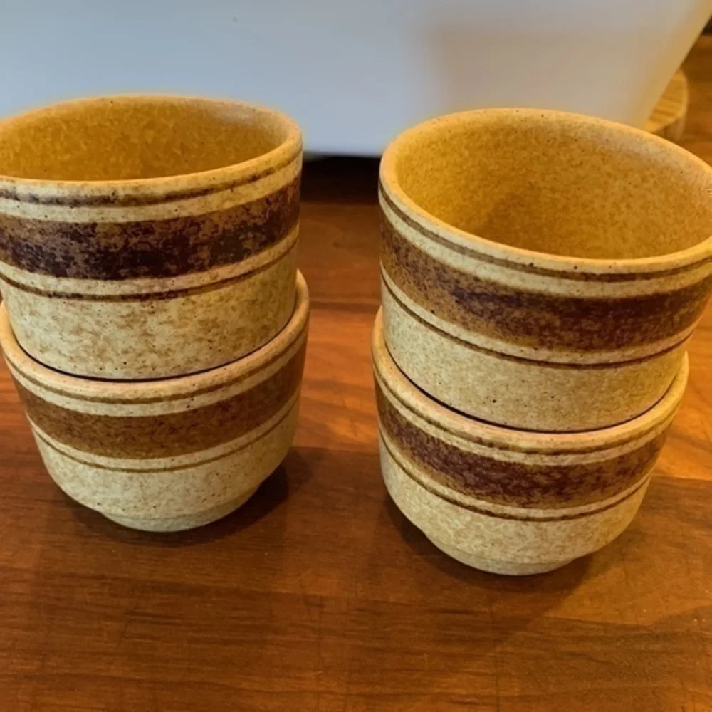 Pottery set of 4 sipping goblets made in the USA CRAFT pottery like new
